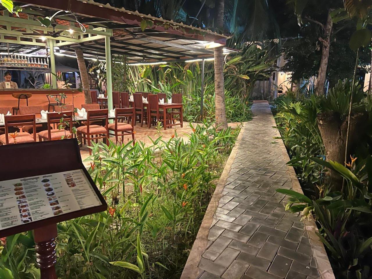 Natural Relax Villa 시엠리아프 외부 사진